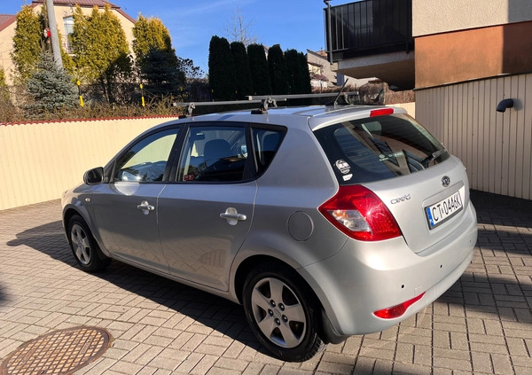 Kia Ceed cena 14000 przebieg: 274000, rok produkcji 2010 z Rypin małe 29